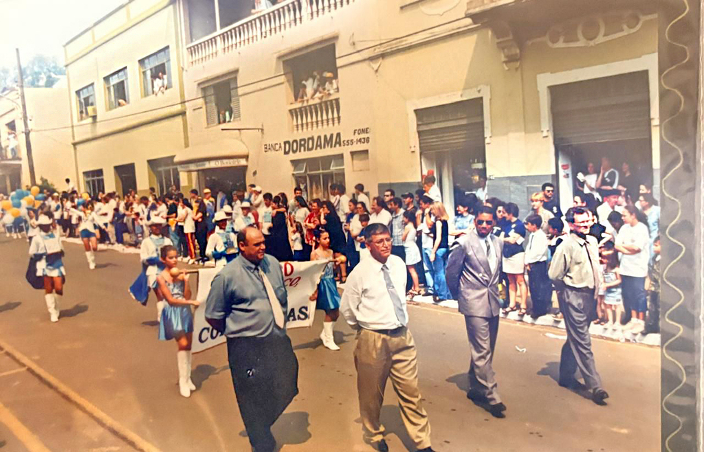 ELOI CORREIA: UMA VIDA DEDICADA À REGÊNCIA DE BANDAS E FANFARRAS E À FORMAÇÃO DE JOVENS