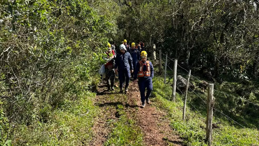 TURISTAS SÃO ENCONTRADOS COM VIDA APÓS MAIS DE 40 HORAS DESAPARECIDOS EM MORRINHOS DO SUL