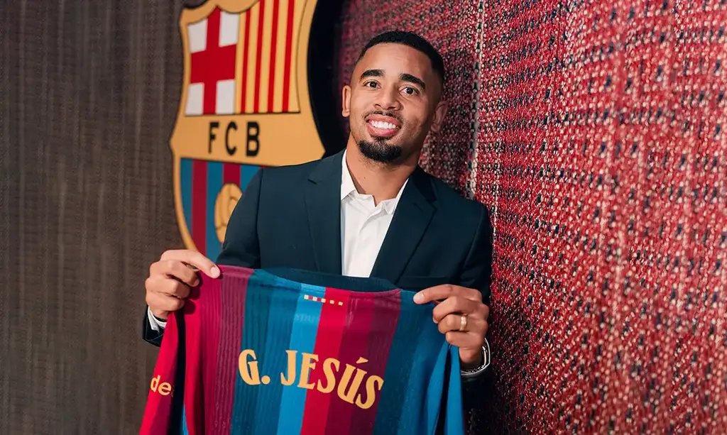 Barcelona anuncia contratação do atacante Gabriel Jesus por três anos