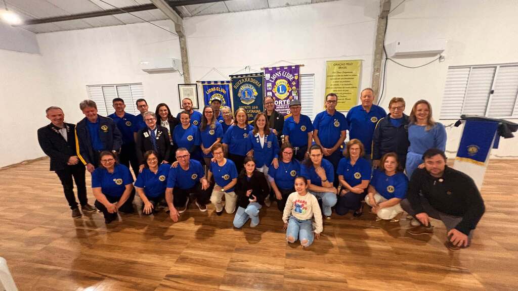 Presidente do Lions Clube de Zortéa: Maria Roseli Susin, recebe a governadora do distrito LD-8, Sandra Monteiro de Paula