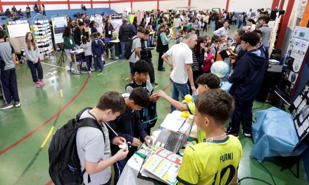 24ª Feira Regional de Matemática reúne mais de 40 projetos em Escola Municipal de Joinville