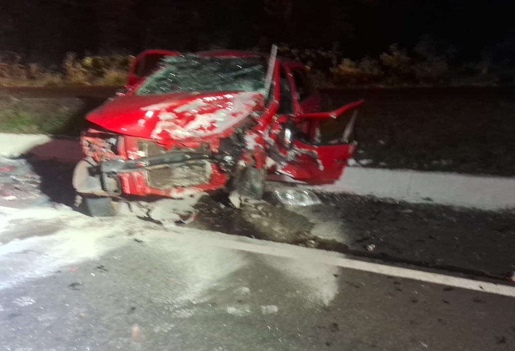 Colisão frontal entre dois carros mata motorista e deixa quatro feridos na SC-283