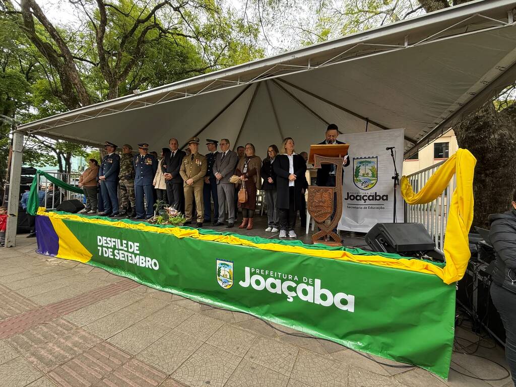 Com mais de 50 instituições participantes, desfile de Joaçaba está entre os maiores de Santa Catarina