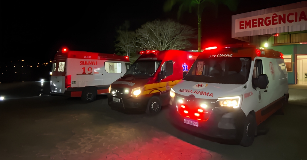 Colisão entre duas motocicletas deixa dois homens feridos em Salete