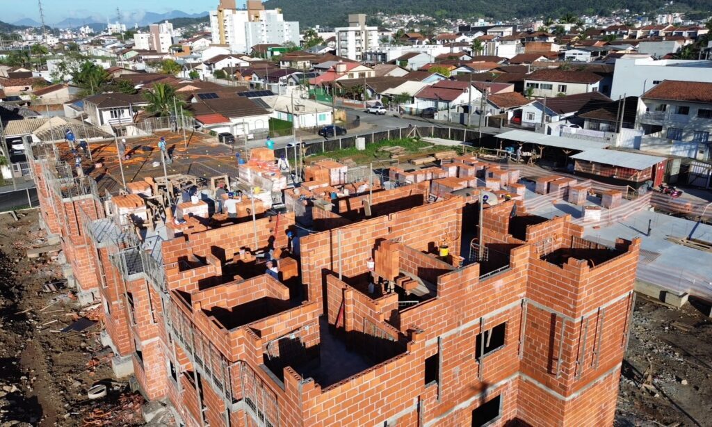 Joinville divulga lista de 144 famílias pré-selecionadas para Residencial Areia Branca