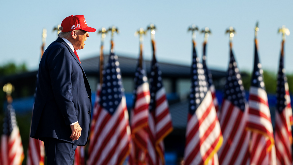 Trump promete US$ 5 mil a cada adulto dos EUA se republicanos vencerem eleição