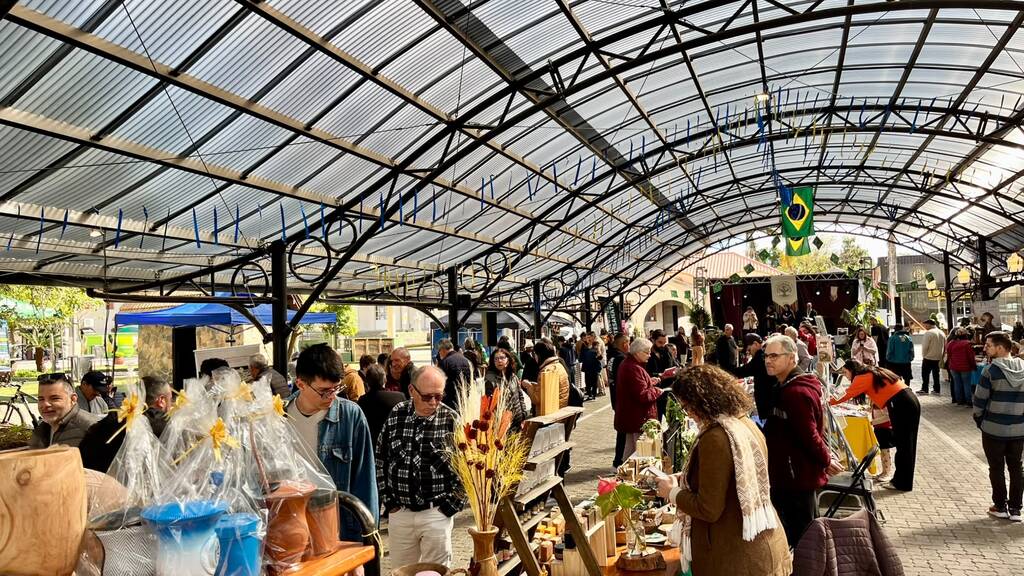 EVENTO CIRCUITO REDE VIVA DE ECONOMIA SOLIDÁRIA MOVIMENTA CERCA DE R$ 100 MIL EM PRAIA GRANDE