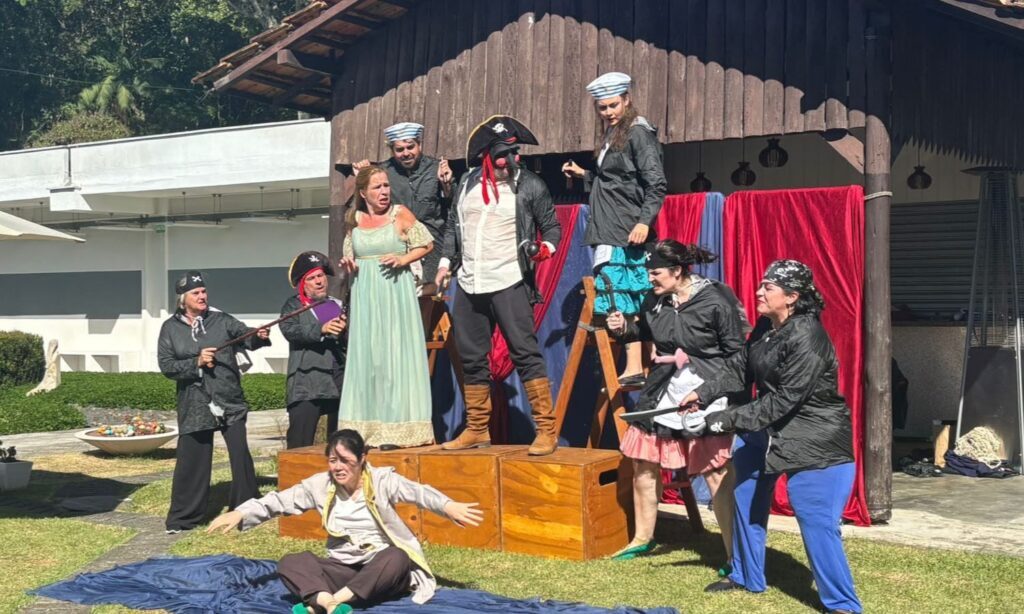 Casa da Cultura Fausto Rocha Júnior celebra Dia Nacional do Teatro com três apresentações em Joinville