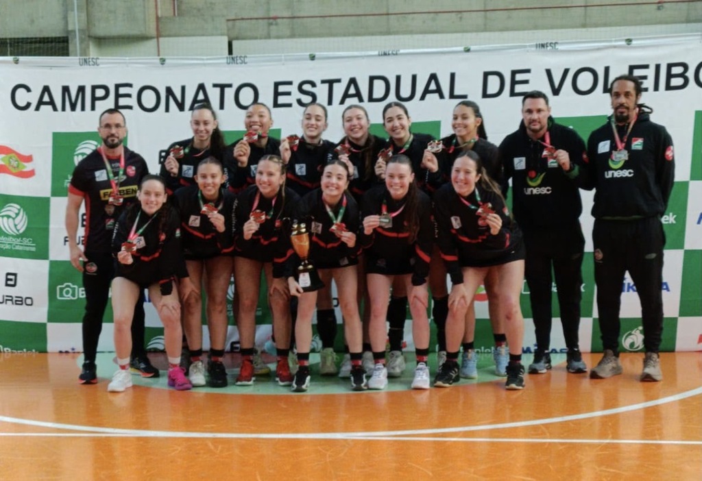 Vôlei Mampi conquista bronze no Estadual Sub-19