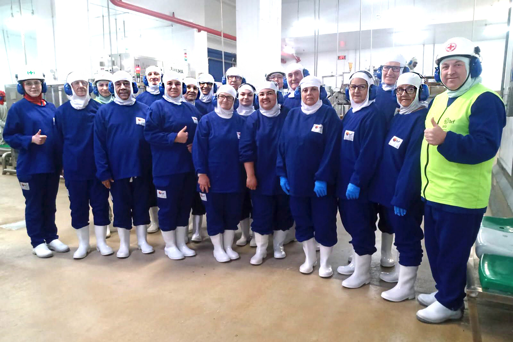 Grupo de Dança Alegria de Viver visita a MBRF