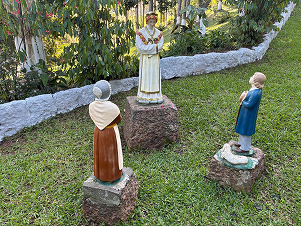 Um domingo para orar,  pedir graças e agradecer
