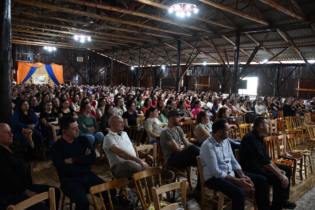 Administração Municipal promove palestra sobre saúde mental para servidores