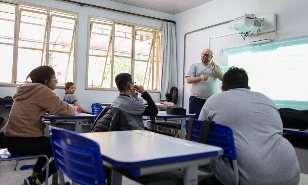 Setembro Surdo tem programação especial nas escolas municipais de Joinville