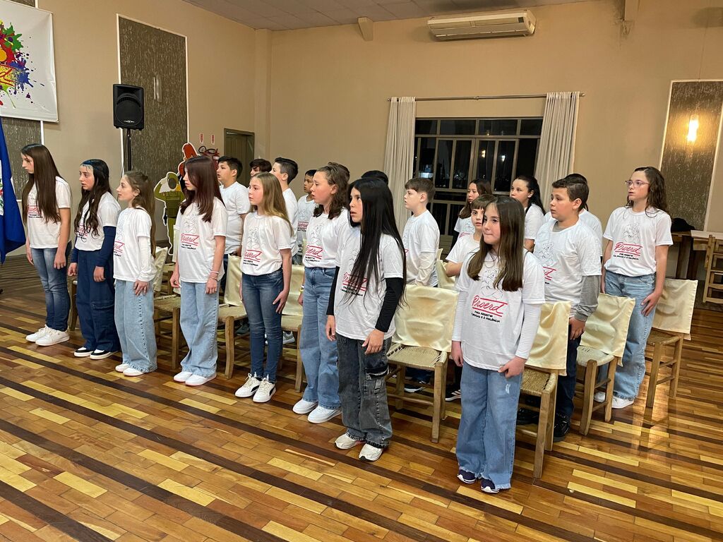 24 alunos concluem o PROERD em Lacerdópolis