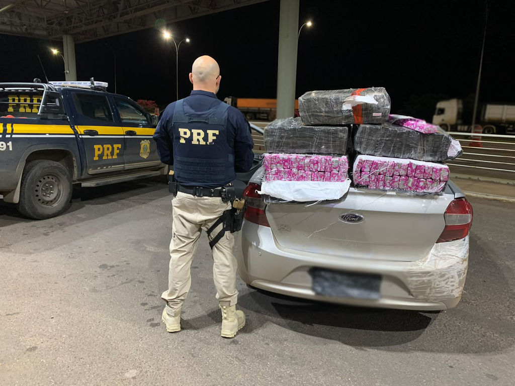 PRF apreende 100 quilos de maconha durante abordagem em Guaraciaba