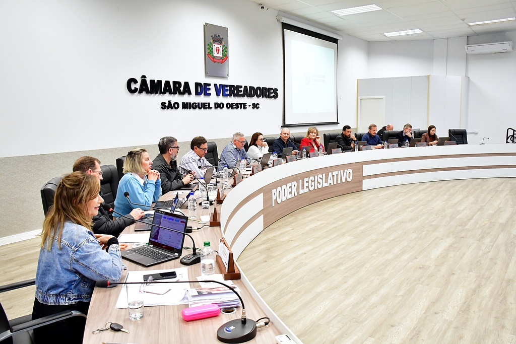 Projetos aprovados tratam sobre loteamento e declaração de utilidade pública
