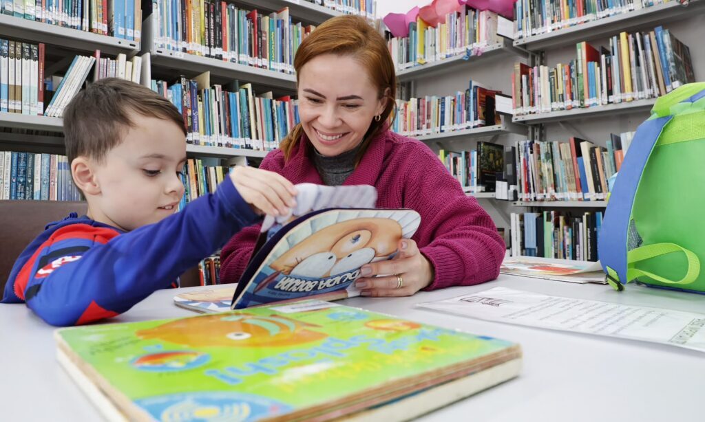 Biblioteca Pública de Joinville recebe 600 novos livros para o público infantil