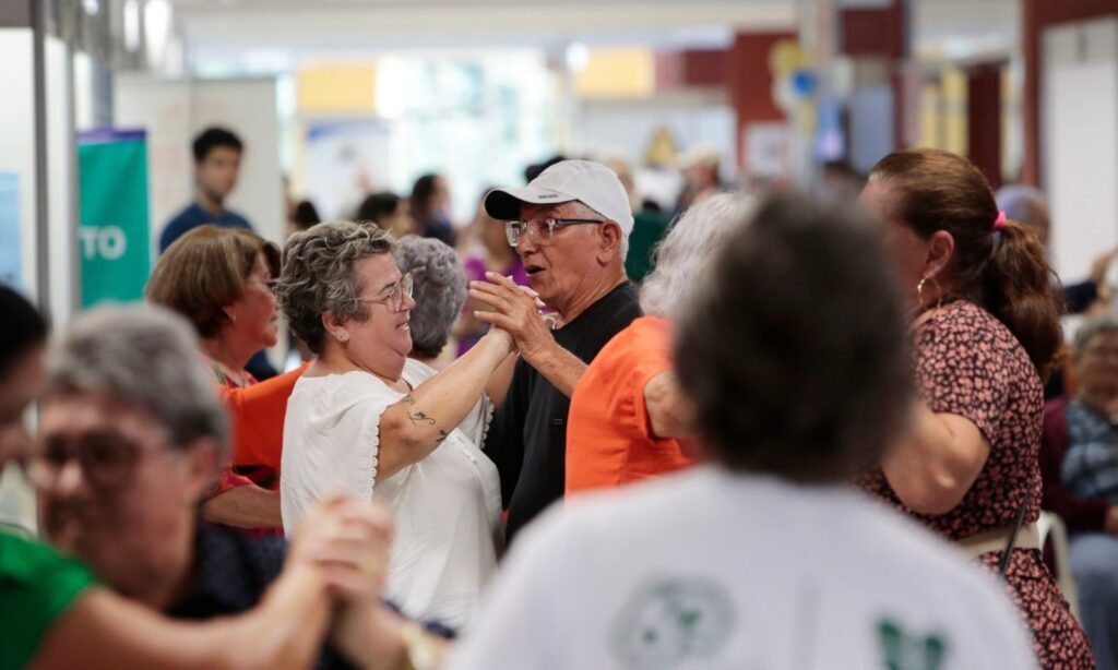 Semana da Pessoa Idosa terá oficinas, dança e rodas de conversa em Joinville