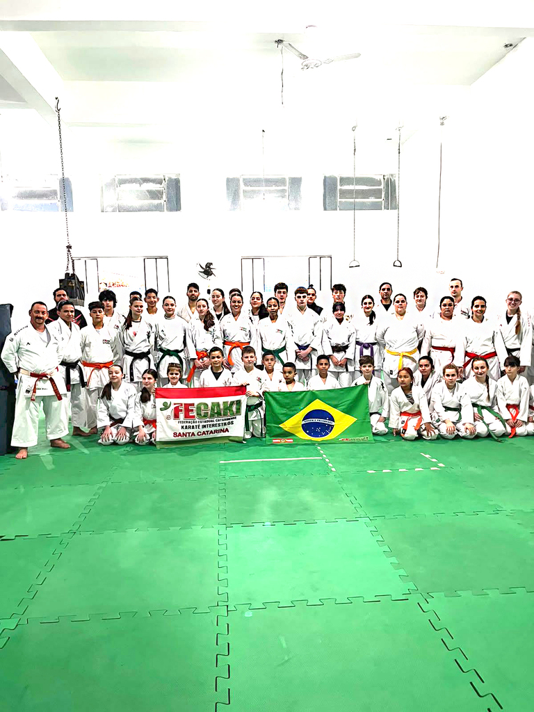 Federação karatê  FECAKI realiza 2 Treino da Seleção  Catarinense e Brasil em Capinzal