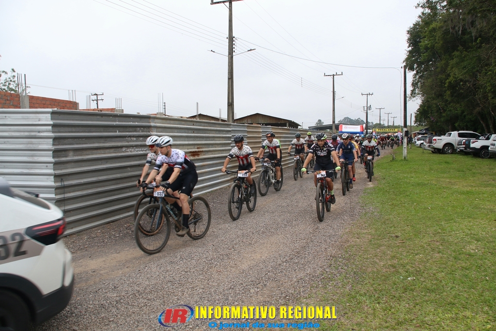 5º PEDAL SOLIDÁRIO DA APAE DE SÃO JOÃO DO SUL REÚNE CENTENAS DE CICLISTAS