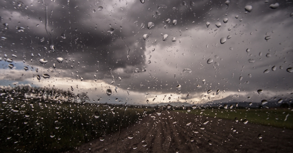 Alto Vale do Itajaí inicia semana com chuva e risco de temporais nesta segunda-feira