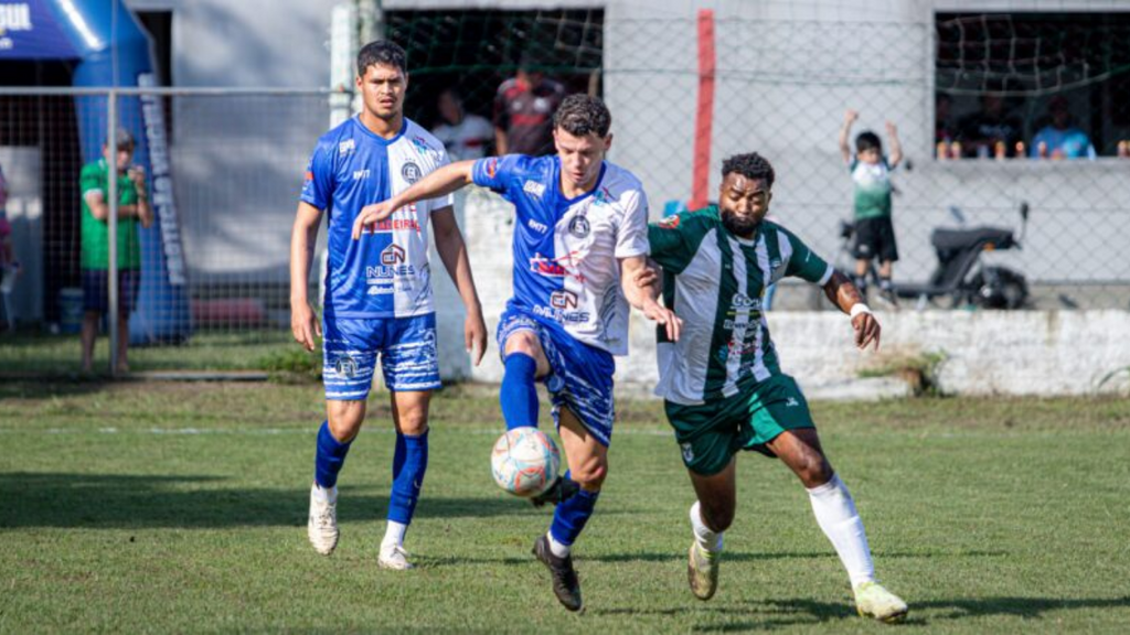 Rodada pega fogo com goleadas, revanche e empate no Municipal de Laguna