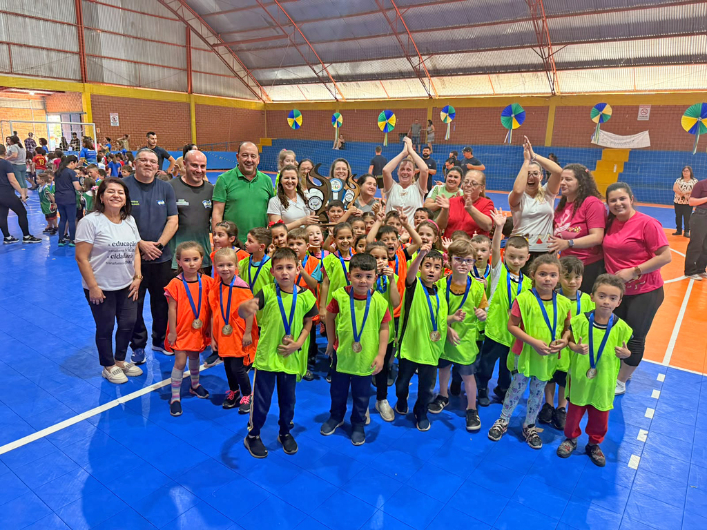 CEIM Pequeno Anjo conquista o título de campeão geral da 4ª edição do JEINC