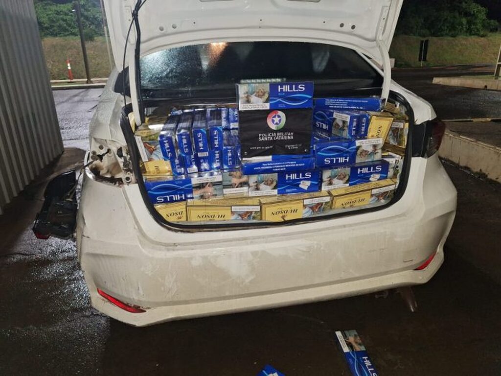 PMRv apreende cigarros e drogas após perseguição no Oeste de SC