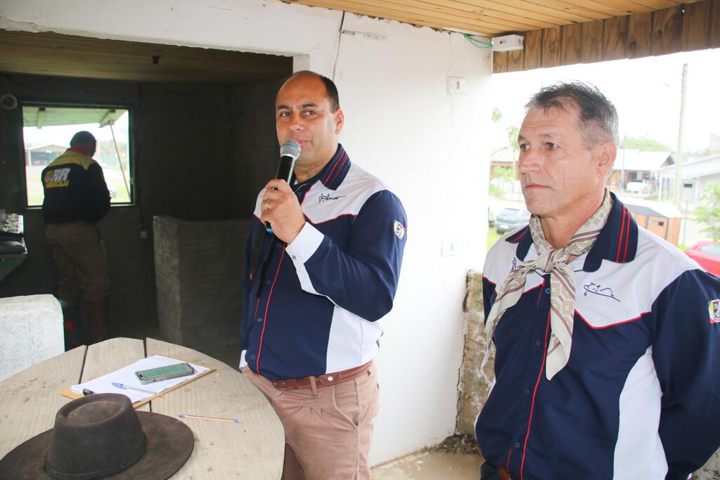 CTG PORTEIRA CATARINENSE REALIZA A 1ª BATIDA DO CAMPEONATO MUNICIPAL DE LAÇO
