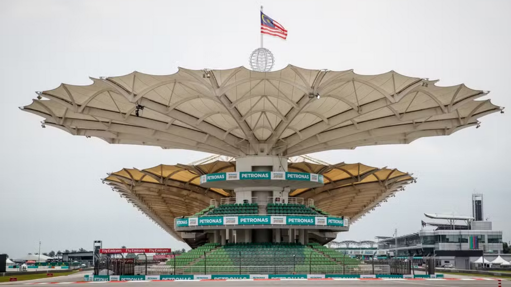 Retorno da F1 à Malásia terá calor intenso, ameaça de chuva e poucas referências para equipes