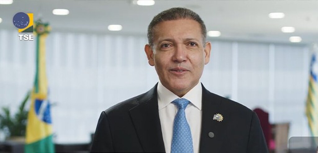 Presidente do TSE orienta eleitoras e eleitores na véspera da eleição