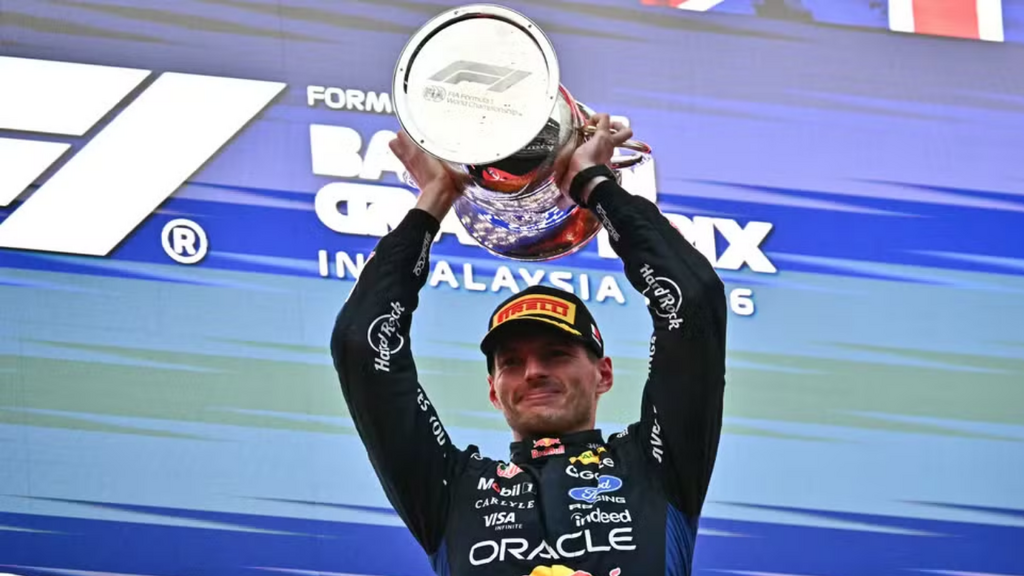 De volta ao topo! Verstappen encerra jejum e volta a vencer na Fórmula 1