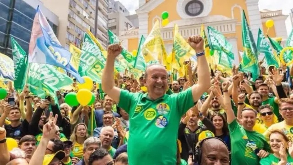Jorginho Mello é reeleito no primeiro turno; veja a votação em SC e na Serra