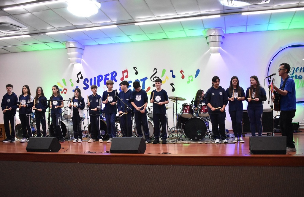 Colégio Unoesc Joaçaba promove a SuperFest 2026 com mais de 40 apresentações