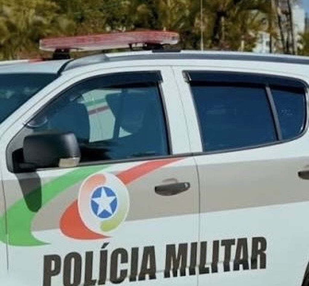 POLICIA MILITAR CUMPRE MANDADO DE PRISÃO CONTRA UM HOMEM DE 37 ANOS EM PRAIA GRANDE