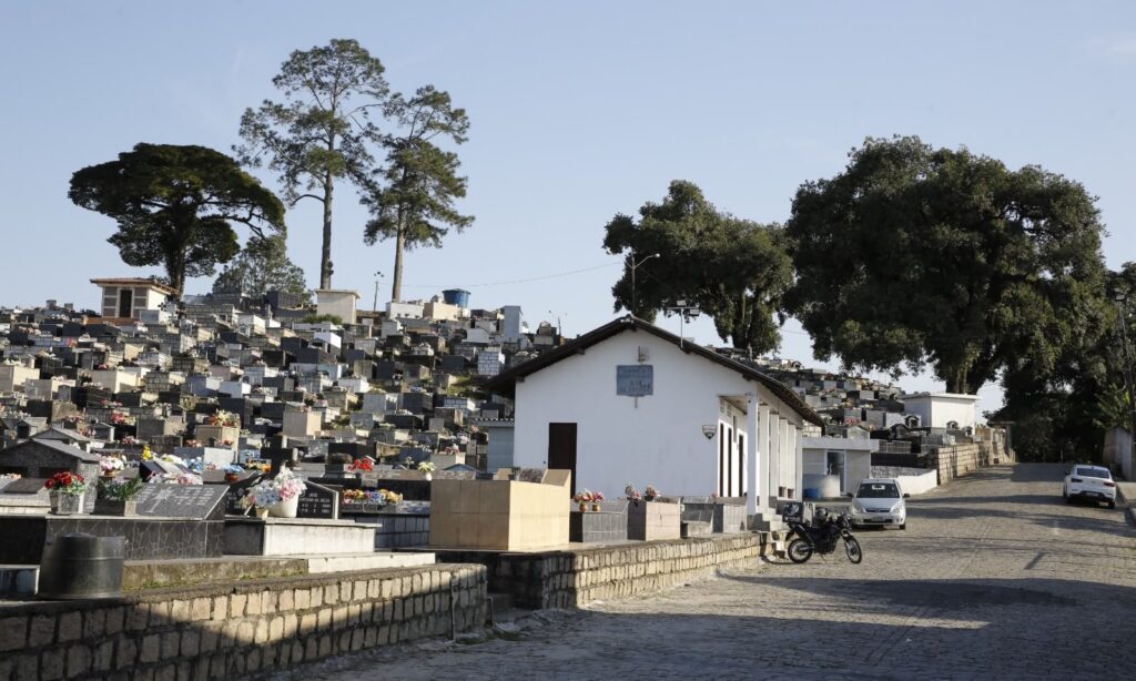 Sepulturas abandonadas em Joinville podem perder concessão após nova convocação