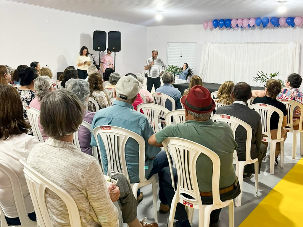 ASSISTÊNCIA SOCIAL E SAÚDE DE SANTA ROSA DO SUL PROMOVERAM AÇÃO DE VALORIZAÇÃO DA PESSOA IDOSA