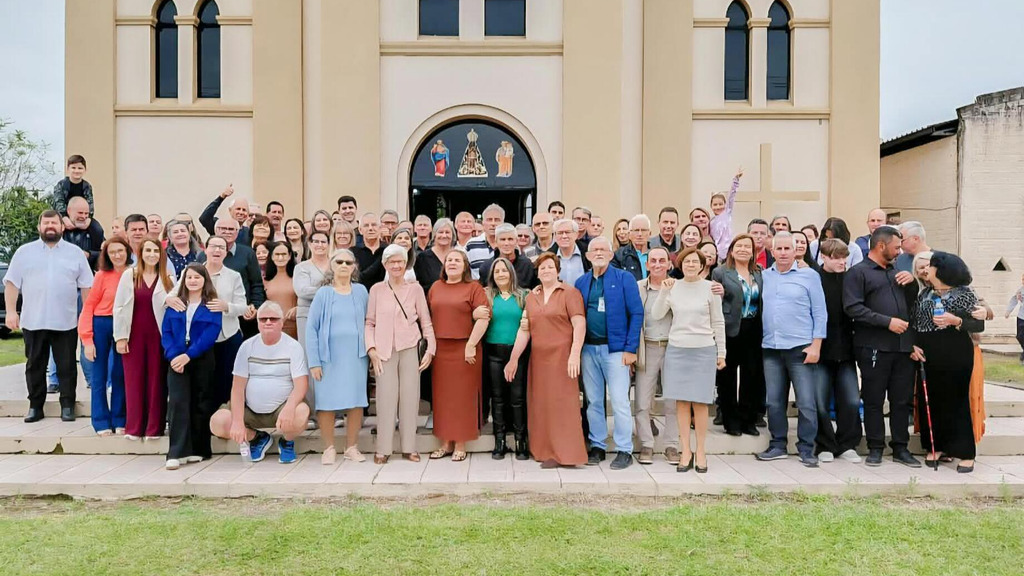 NOVA FÁTIMA, EM SÃO JOÃO DO SUL, SEDIA O 3º ENCONTRO DA FAMÍLIA MARINHO