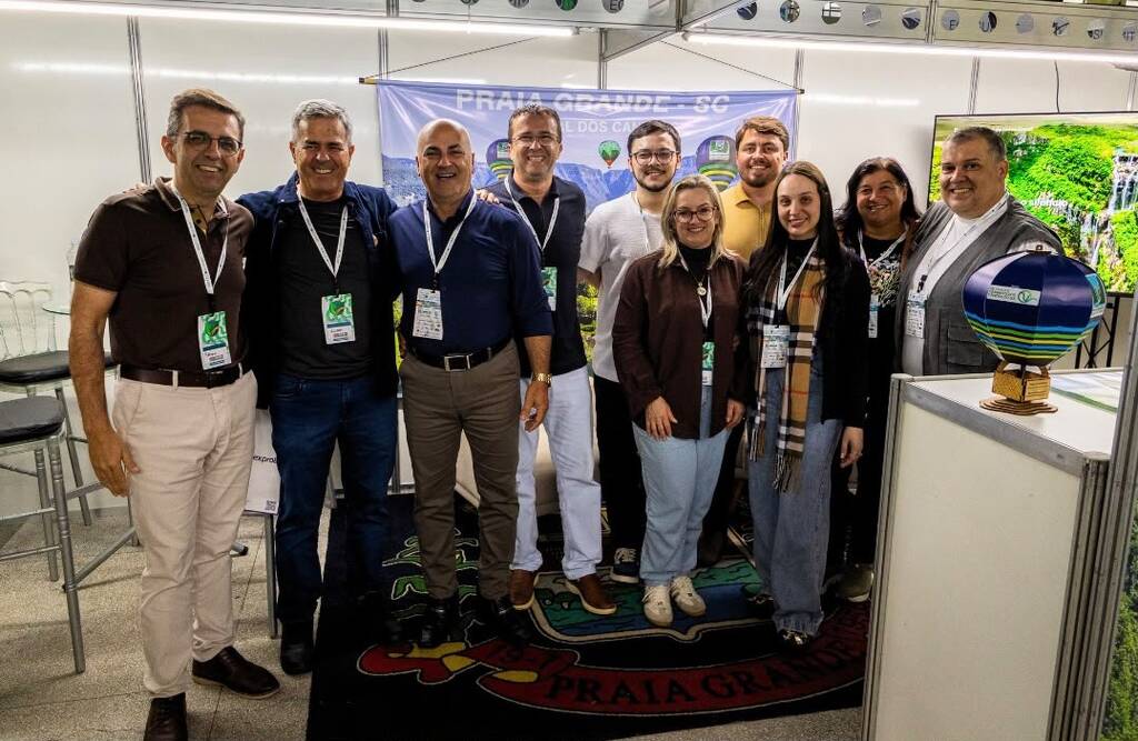PRAIA GRANDE SEDIA 2ª ECOSUMMIT E REÚNE PROFISSIONAIS DO TURISMO EM FEIRA NACIONAL