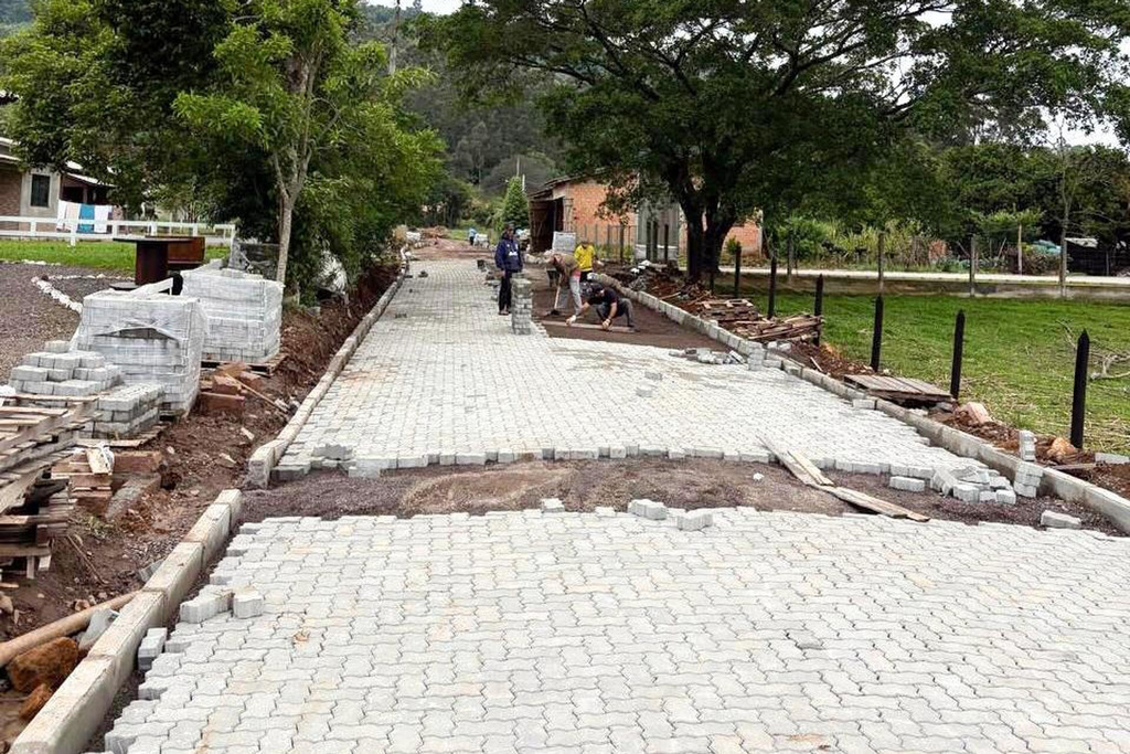 TRÂNSITO ENTRE CHAPADA DO MORRO BICUDO E RIO DE DENTRO, EM MAMPITUBA, ESTÁ TEMPORARIAMENTE INTERROMPIDO