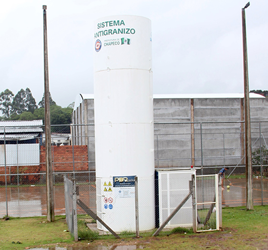 Como funciona o canhão antigranizo
