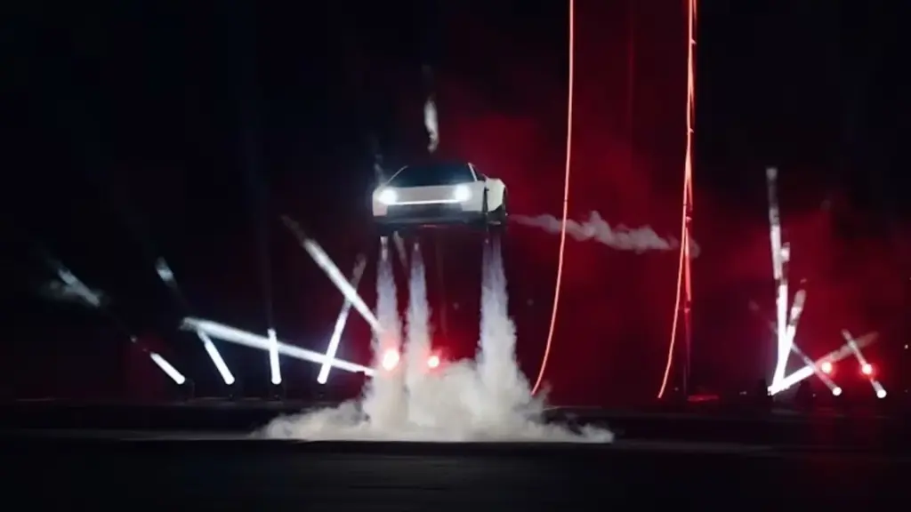 Tesla apresenta carro capaz de voar e promete acelerar a 100 km/h em menos de 1 segundo