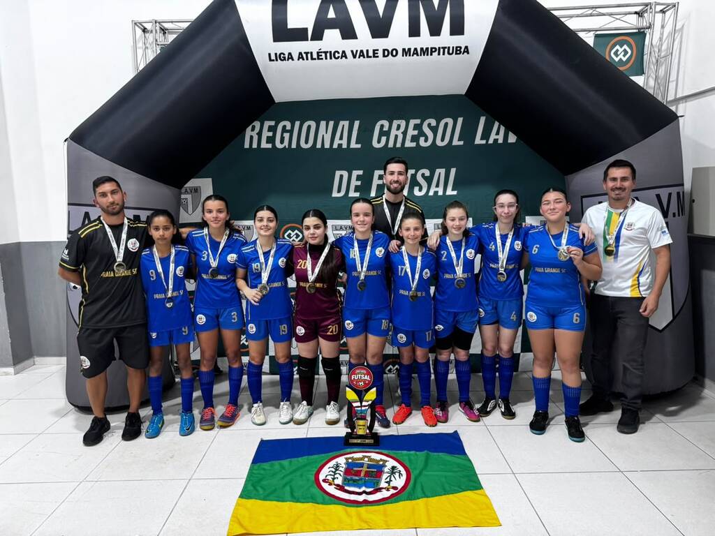 PRAIA GRANDE CONQUISTA TÍTULOS NAS TRÊS CATEGORIAS DO REGIONAL LAVM DE FUTSAL FEMININO