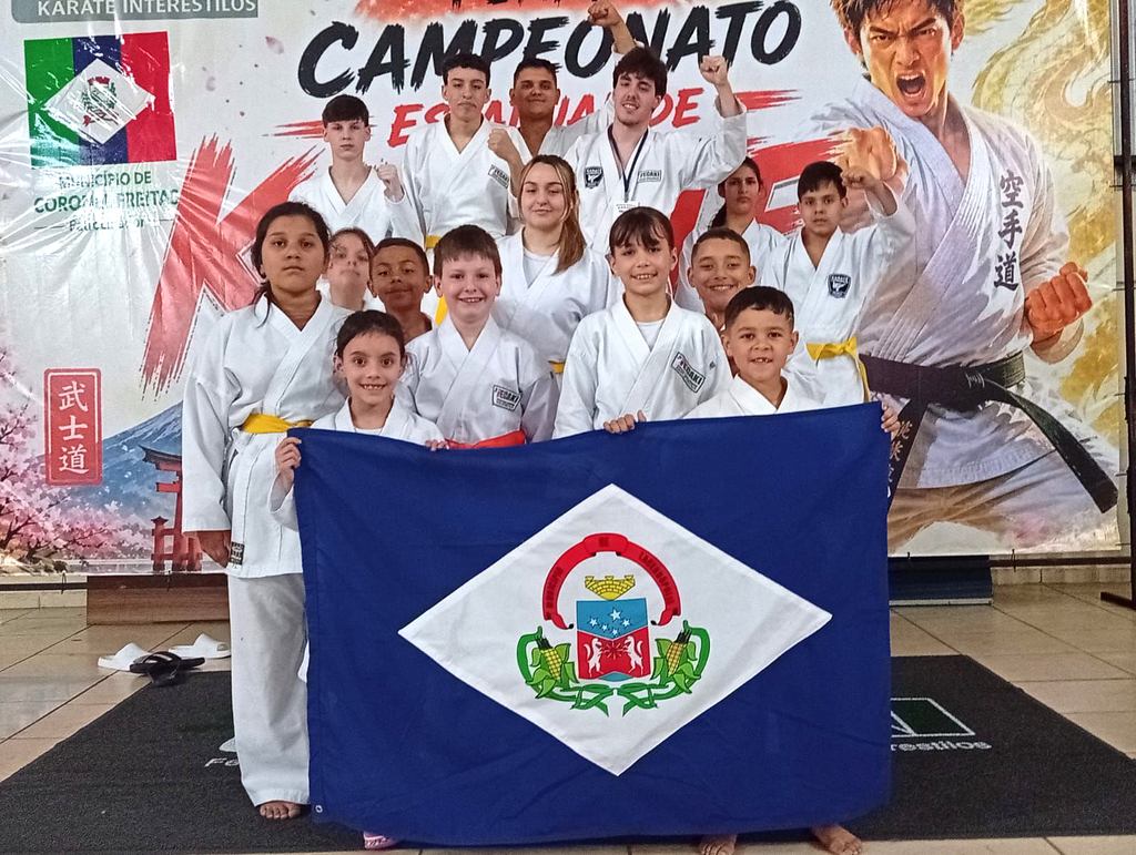 Karatê de Lacerdópolis conquista 17 medalhas na Final Estadual