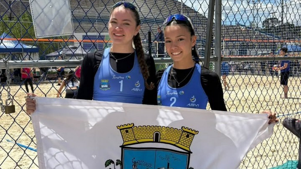 Virada emocionante garante bronze para Imbituba no vôlei de praia da OLESC