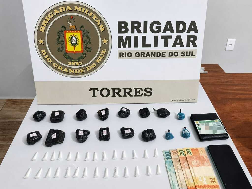 BM PRENDE HOMEM POR TRÁFICO DE DROGAS EM TORRES