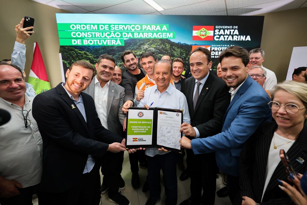Governador Jorginho Mello autoriza construção da Barragem de Botuverá para conter enchentes em Brusque e região