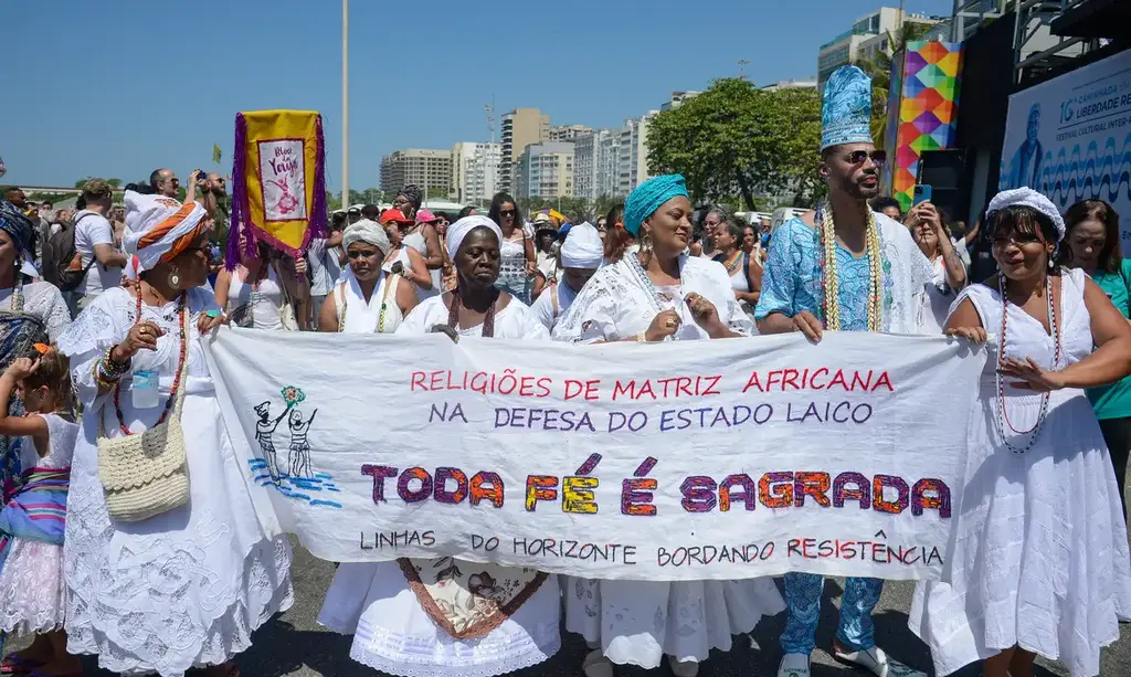 Racismo e intolerância religiosa atravessam debate eleitoral no Brasil