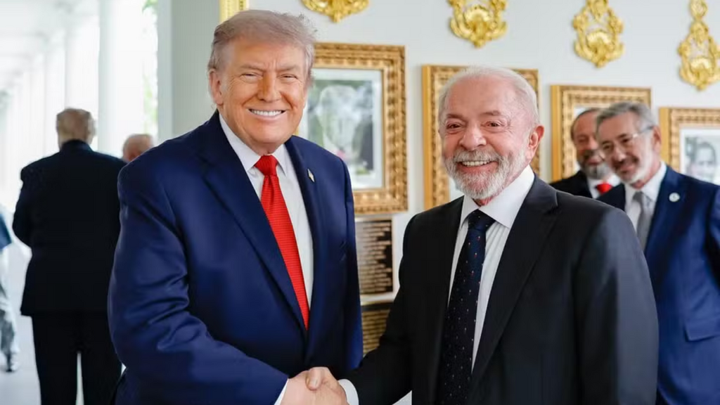 “Pareceu uma eleição fraudada”, diz Trump sobre vitória de Lula, mas surpreende ao afirmar: “Gosto do Lula