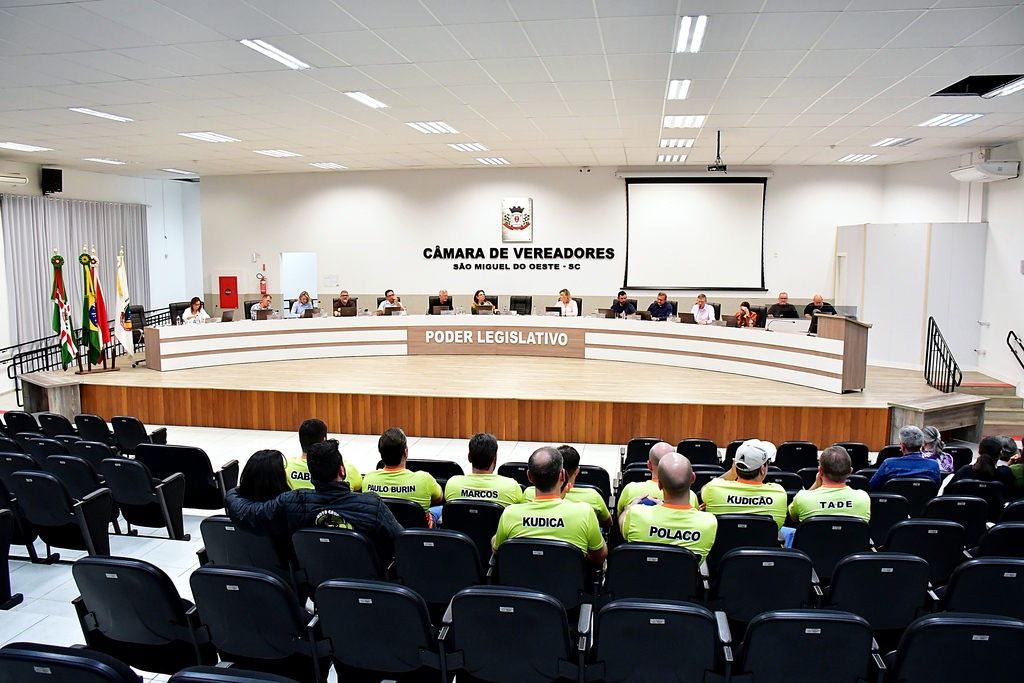 Câmara aprova projeto do Executivo que institui a Política Municipal de Alfabetização